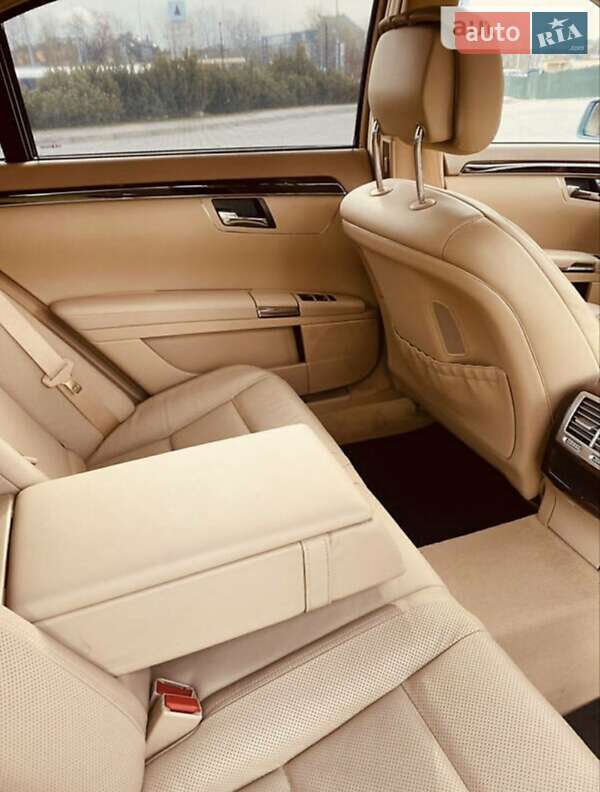 Седан Mercedes-Benz S-Class 2010 в Киеве