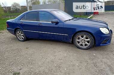 Седан Mercedes-Benz S-Class 2000 в 