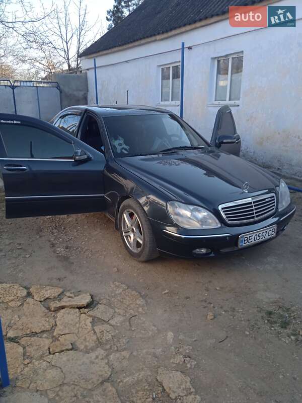 Седан Mercedes-Benz S-Class 1999 в 