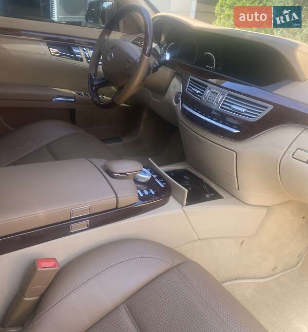 Седан Mercedes-Benz S-Class 2009 в Киеве