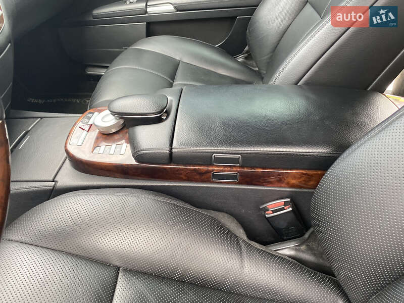 Седан Mercedes-Benz S-Class 2006 в Львові