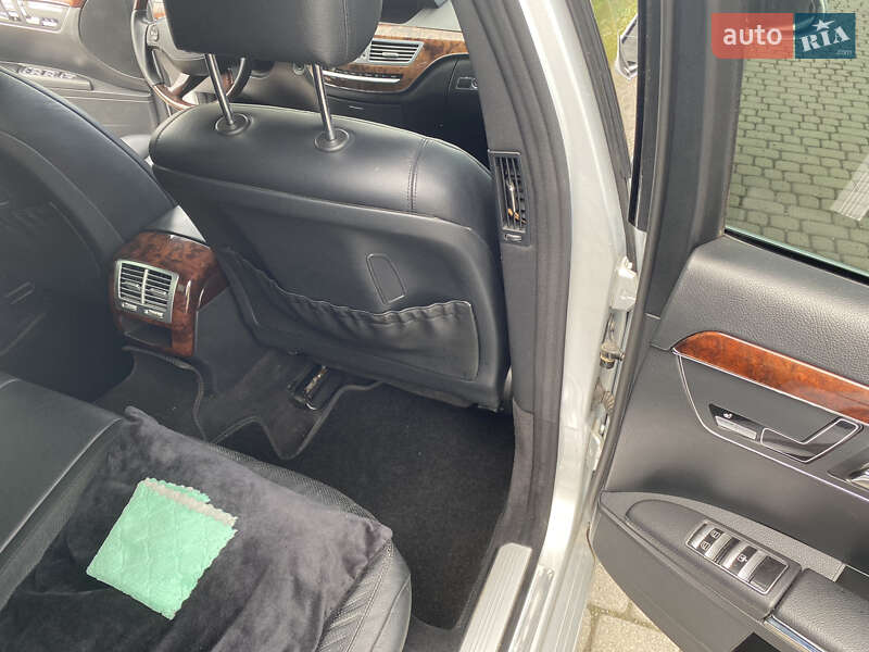 Седан Mercedes-Benz S-Class 2006 в Львові