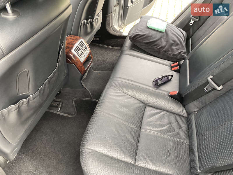 Седан Mercedes-Benz S-Class 2006 в Львові