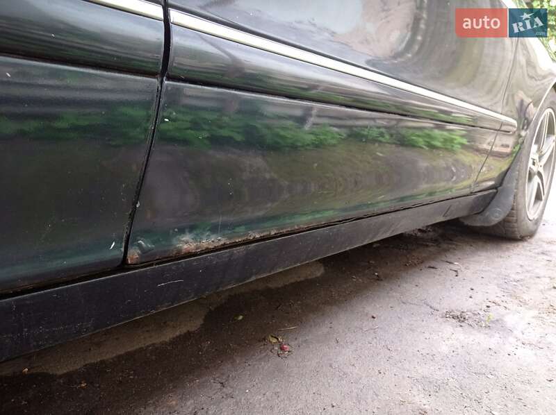 Седан Mercedes-Benz S-Class 2002 в Звягеле