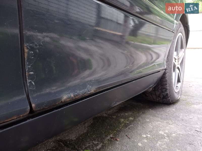 Седан Mercedes-Benz S-Class 2002 в Звягеле