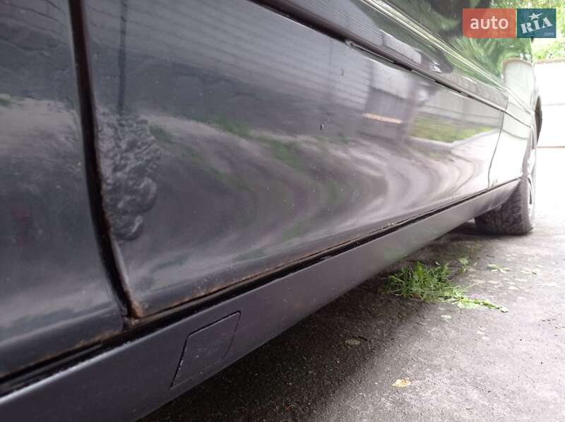 Седан Mercedes-Benz S-Class 2002 в Звягеле