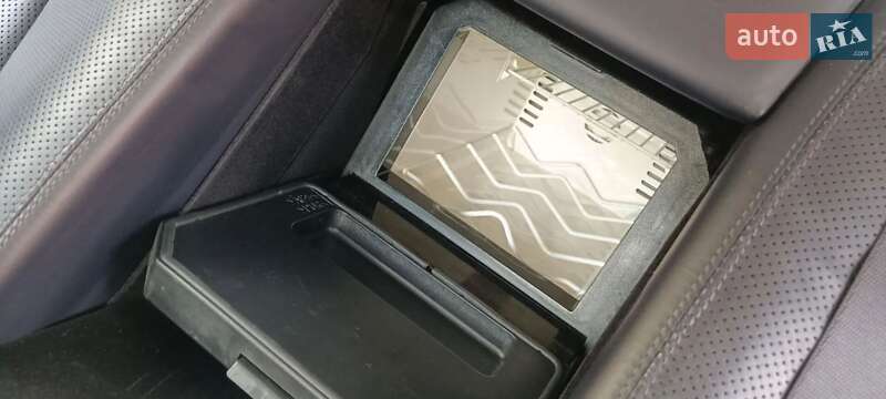 Седан Mercedes-Benz S-Class 2003 в Жовкві