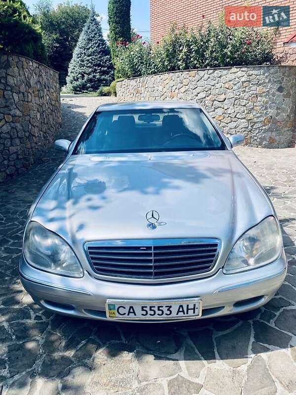 Mercedes-Benz S-Class 1997