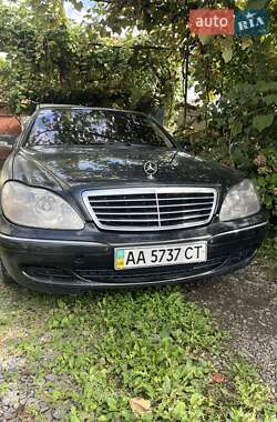 Седан Mercedes-Benz S-Class 2003 в Иршаве