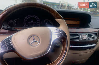 Седан Mercedes-Benz S-Class 2005 в 