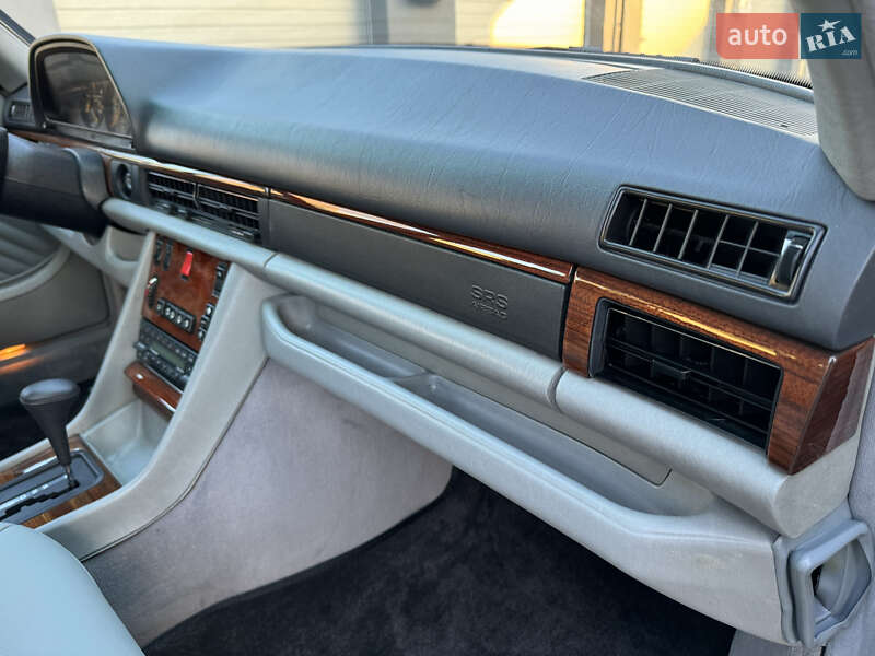 Седан Mercedes-Benz S-Class 1991 в Житомире