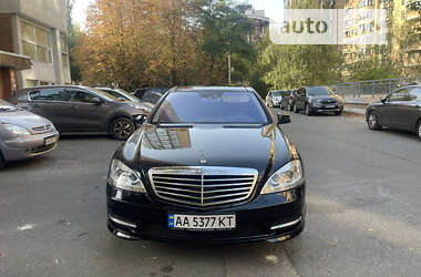 Седан Mercedes-Benz S-Class 2010 в Киеве