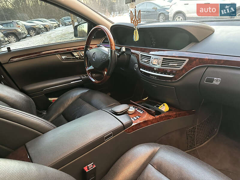 Седан Mercedes-Benz S-Class 2010 в Киеве