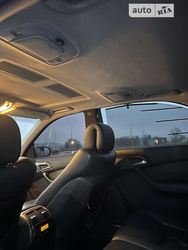 Седан Mercedes-Benz S-Class 2003 в Києві