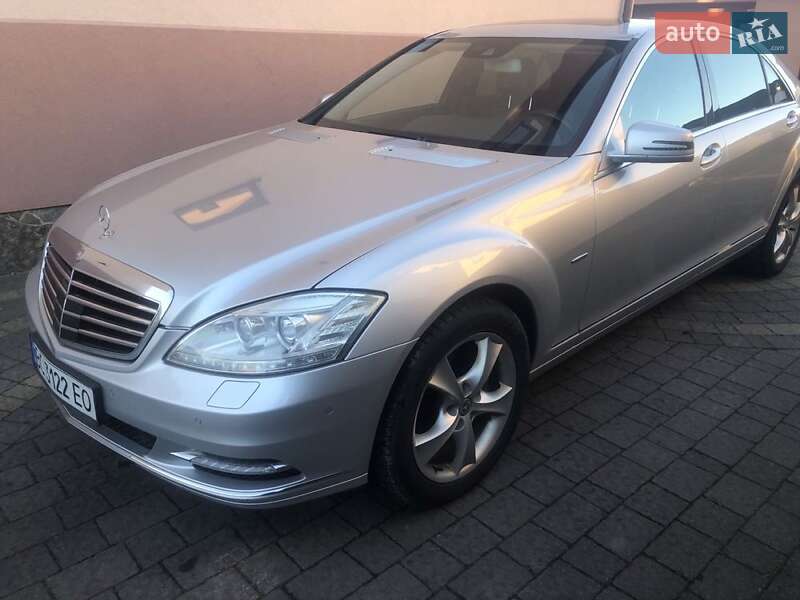 Седан Mercedes-Benz S-Class 2011 в Львове