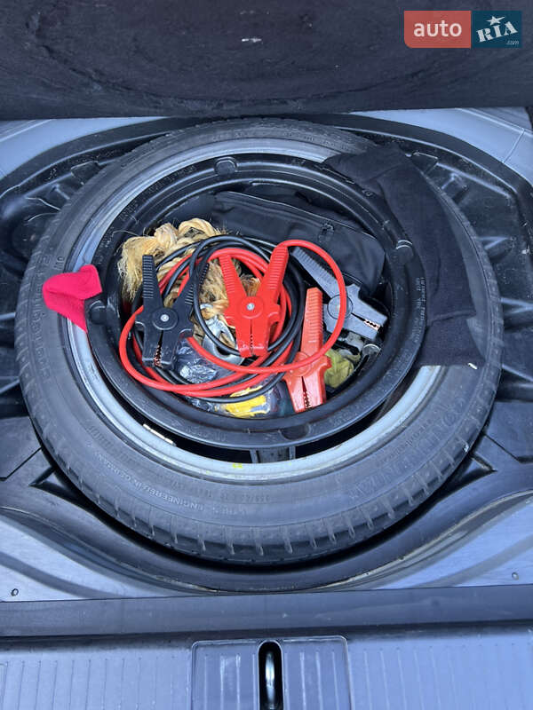 Седан Mercedes-Benz S-Class 2011 в Львові