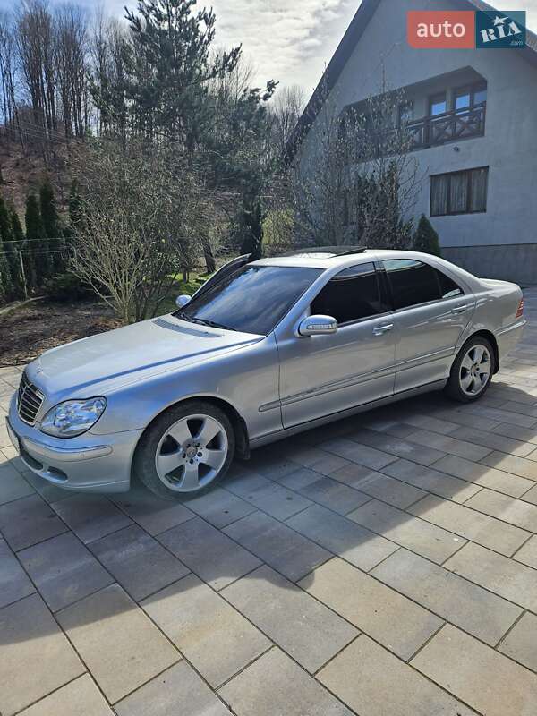 Седан Mercedes-Benz S-Class 2004 в Тячеве