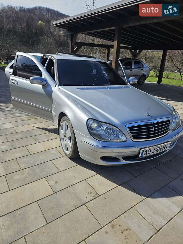 Седан Mercedes-Benz S-Class 2004 в Тячеве