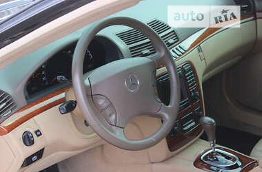 Седан Mercedes-Benz S-Class 2000 в Дніпрі