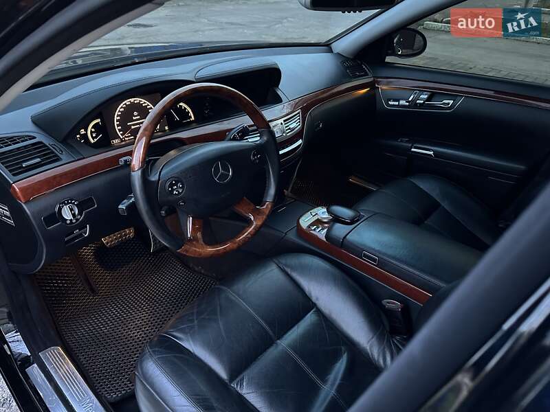 Седан Mercedes-Benz S-Class 2008 в Березовке