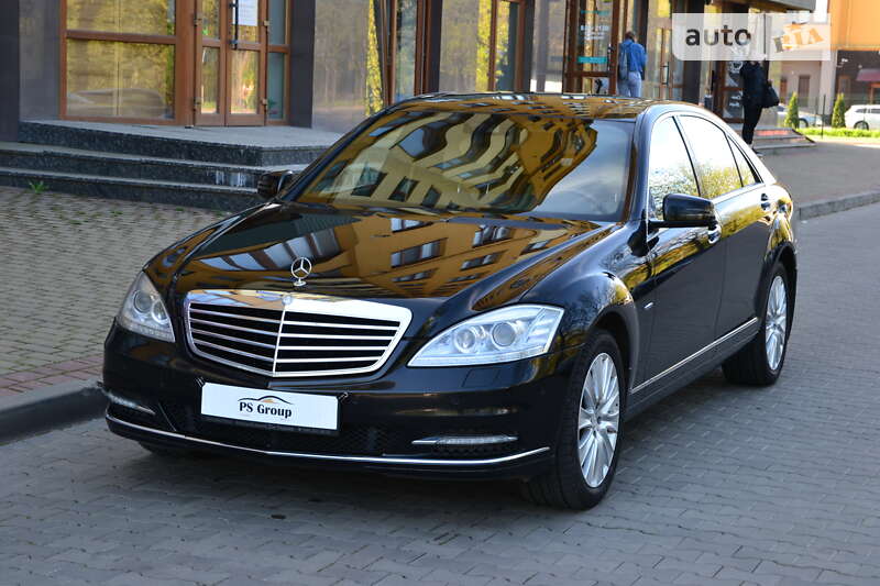 Седан Mercedes-Benz S-Class 2012 в Луцке