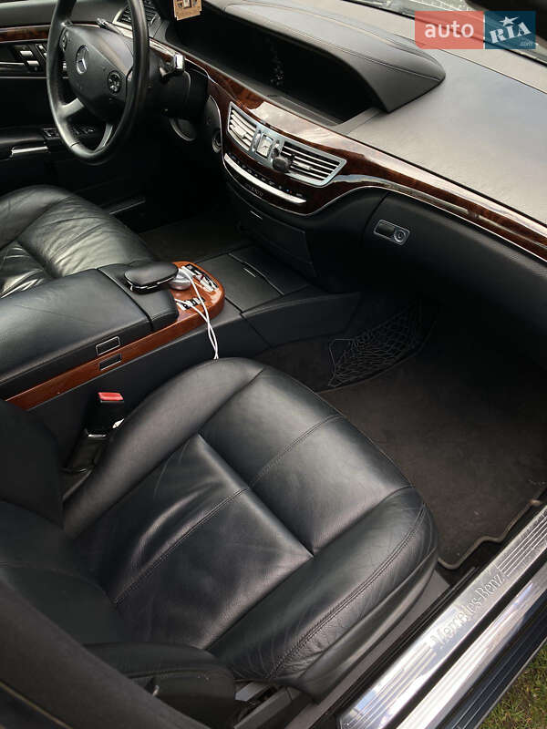 Седан Mercedes-Benz S-Class 2005 в Любомле