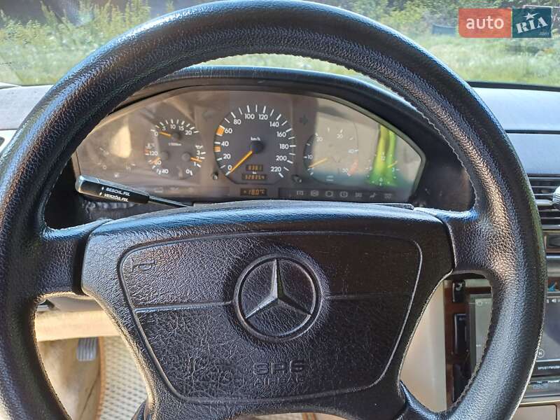 Седан Mercedes-Benz S-Class 1995 в Одессе