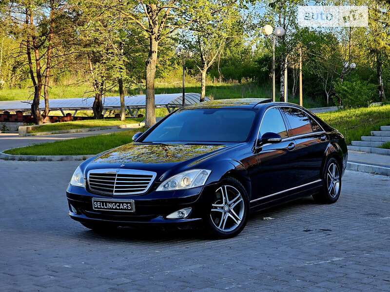 Седан Mercedes-Benz S-Class 2007 в Ровно