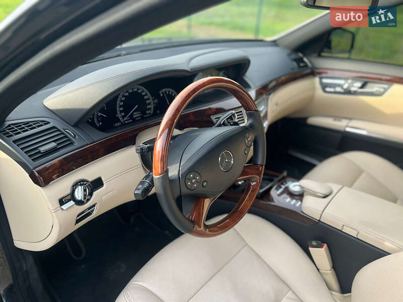 Седан Mercedes-Benz S-Class 2011 в Броварах