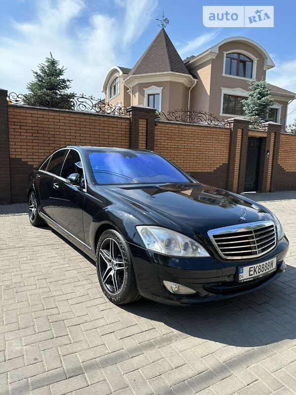 Седан Mercedes-Benz S-Class 2007 в Кривом Роге