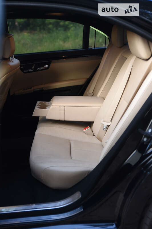 Седан Mercedes-Benz S-Class 2007 в Кропивницком