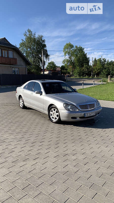 Седан Mercedes-Benz S-Class 2001 в Долині