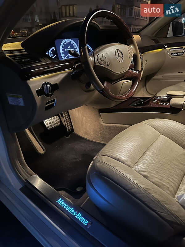 Седан Mercedes-Benz S-Class 2013 в Львові