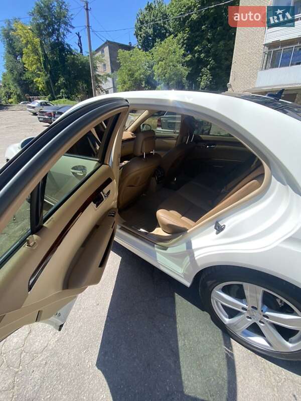 Седан Mercedes-Benz S-Class 2008 в Дніпрі