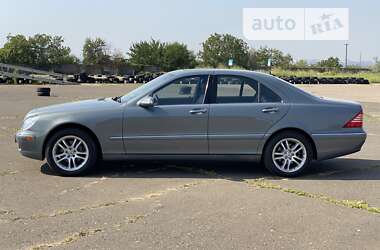 Седан Mercedes-Benz S-Class 2005 в 