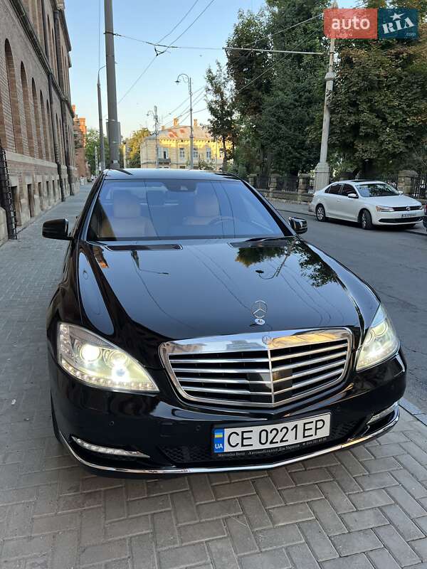 Седан Mercedes-Benz S-Class 2010 в Чернівцях