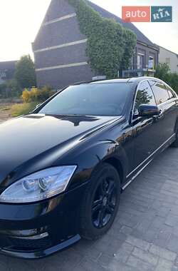 Седан Mercedes-Benz S-Class 2006 в 