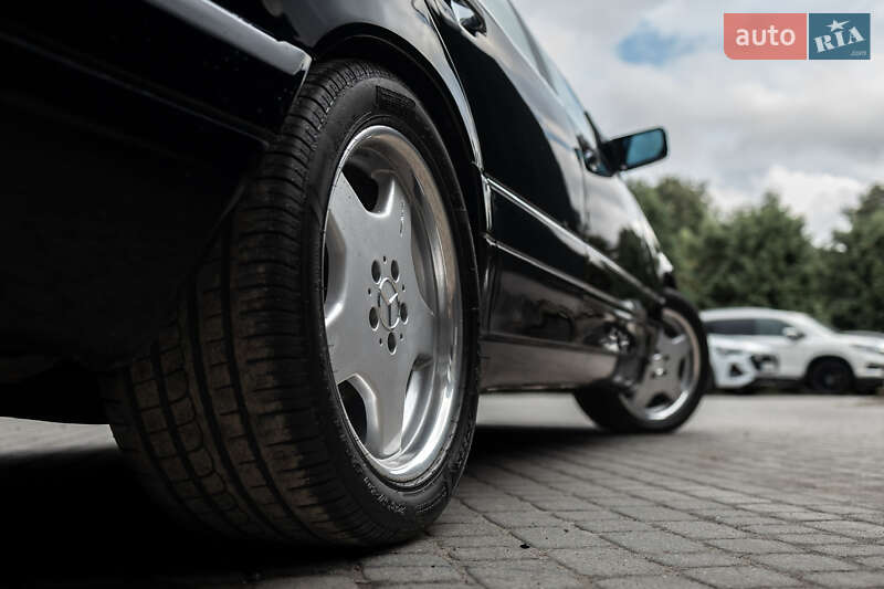 Седан Mercedes-Benz S-Class 1997 в Львове
