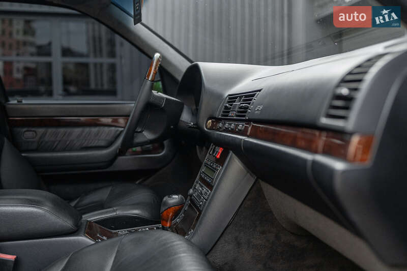 Седан Mercedes-Benz S-Class 1997 в Львове