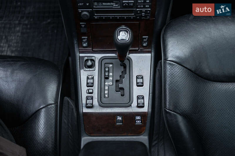 Седан Mercedes-Benz S-Class 1997 в Львове