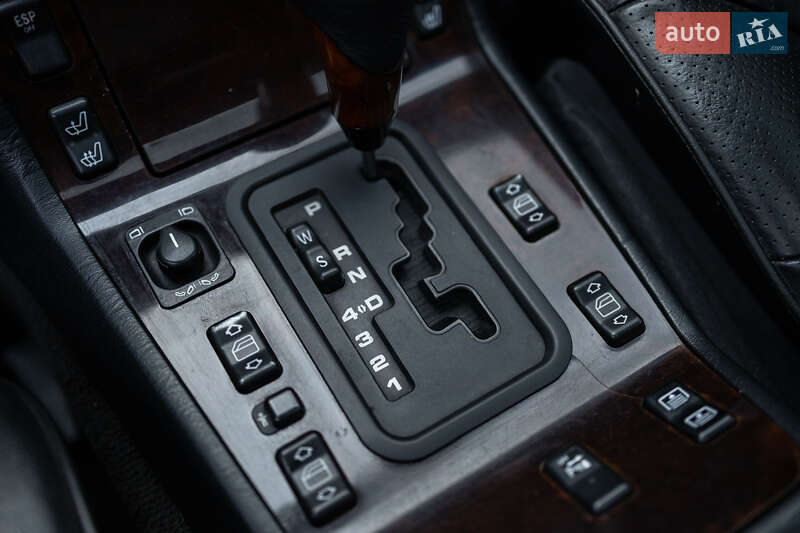 Седан Mercedes-Benz S-Class 1997 в Львове