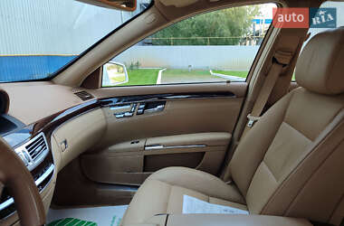 Седан Mercedes-Benz S-Class 2012 в 