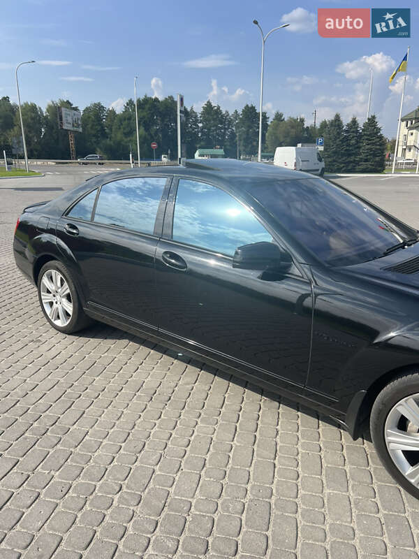 Седан Mercedes-Benz S-Class 2011 в Львові