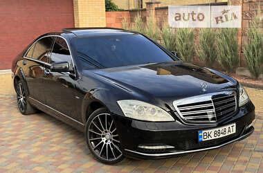 Седан Mercedes-Benz S-Class 2012 в Рівному