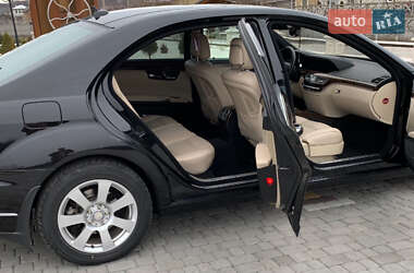 Седан Mercedes-Benz S-Class 2013 в 