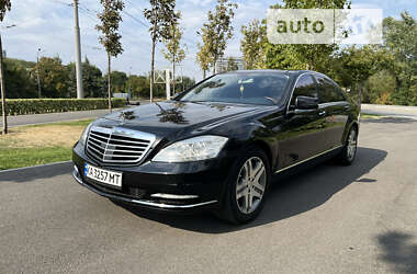 Седан Mercedes-Benz S-Class 2006 в Дніпрі