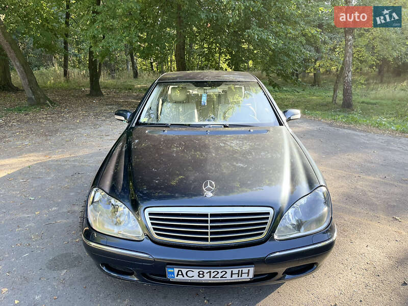 Седан Mercedes-Benz S-Class 2000 в Горохове