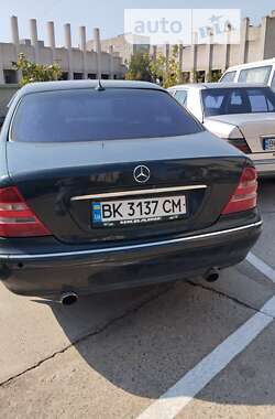 Седан Mercedes-Benz S-Class 1998 в Вараші