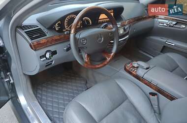 Седан Mercedes-Benz S-Class 2008 в 
