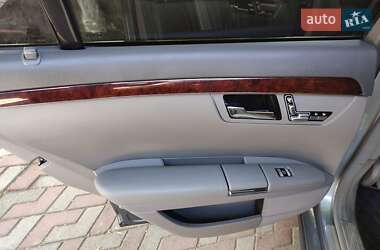 Седан Mercedes-Benz S-Class 2008 в 